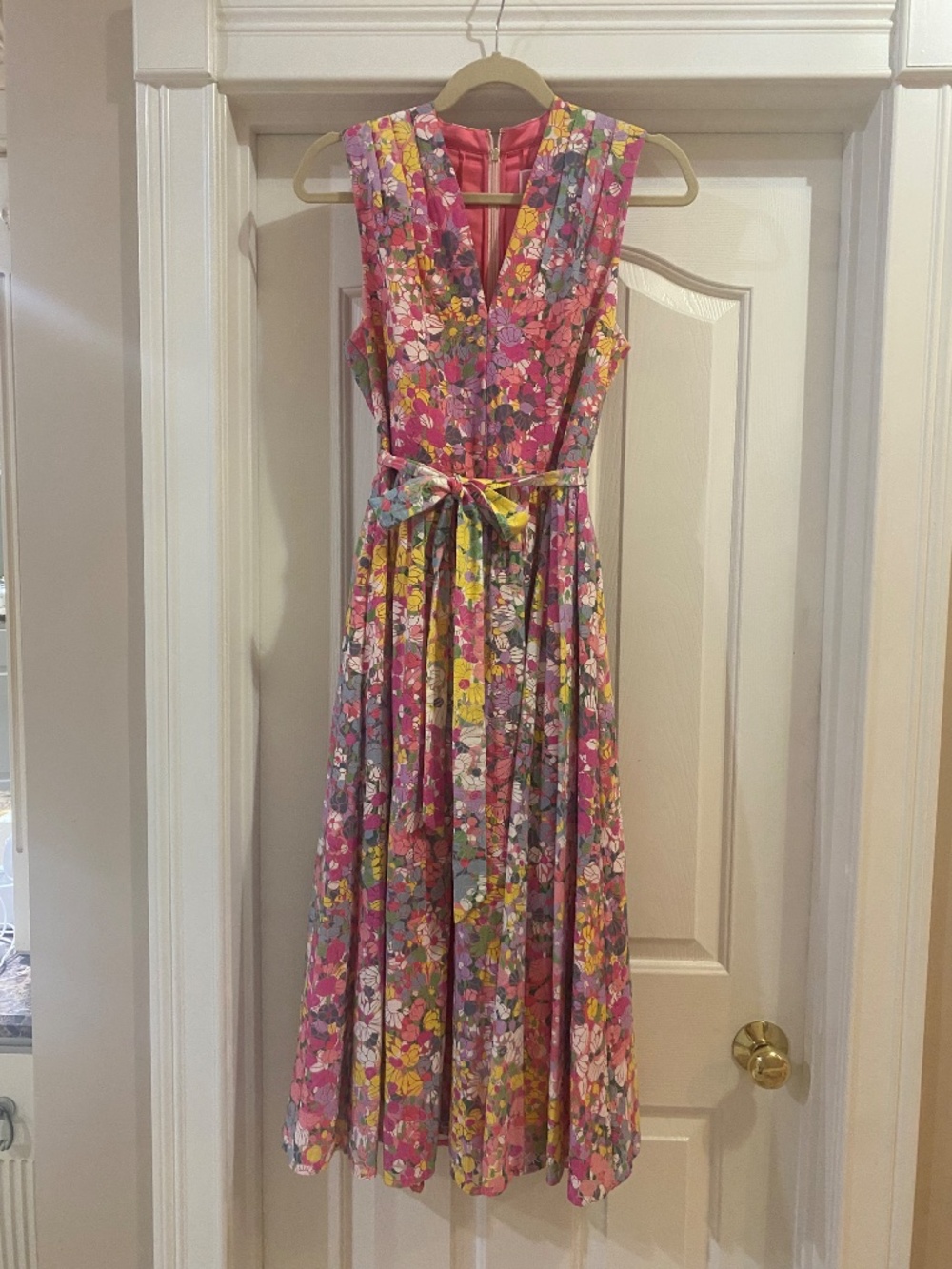 Kate Spade Sleeveless V-Neck Floral Medley Burnout Fit & Flare Midi Dress Sz 8 - Picture 3 of 7